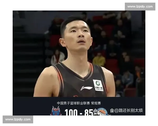 山东对决新疆激战全场 探索两队战术对抗与球员表现解析 山东对决新疆激战全场 探索两队战术对抗与球员表现解析