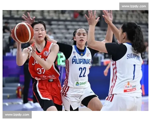 日本女篮鏖战澳大利亚展现速度与团队协作的极限对决 日本女篮鏖战澳大利亚展现速度与团队协作的极限对决
